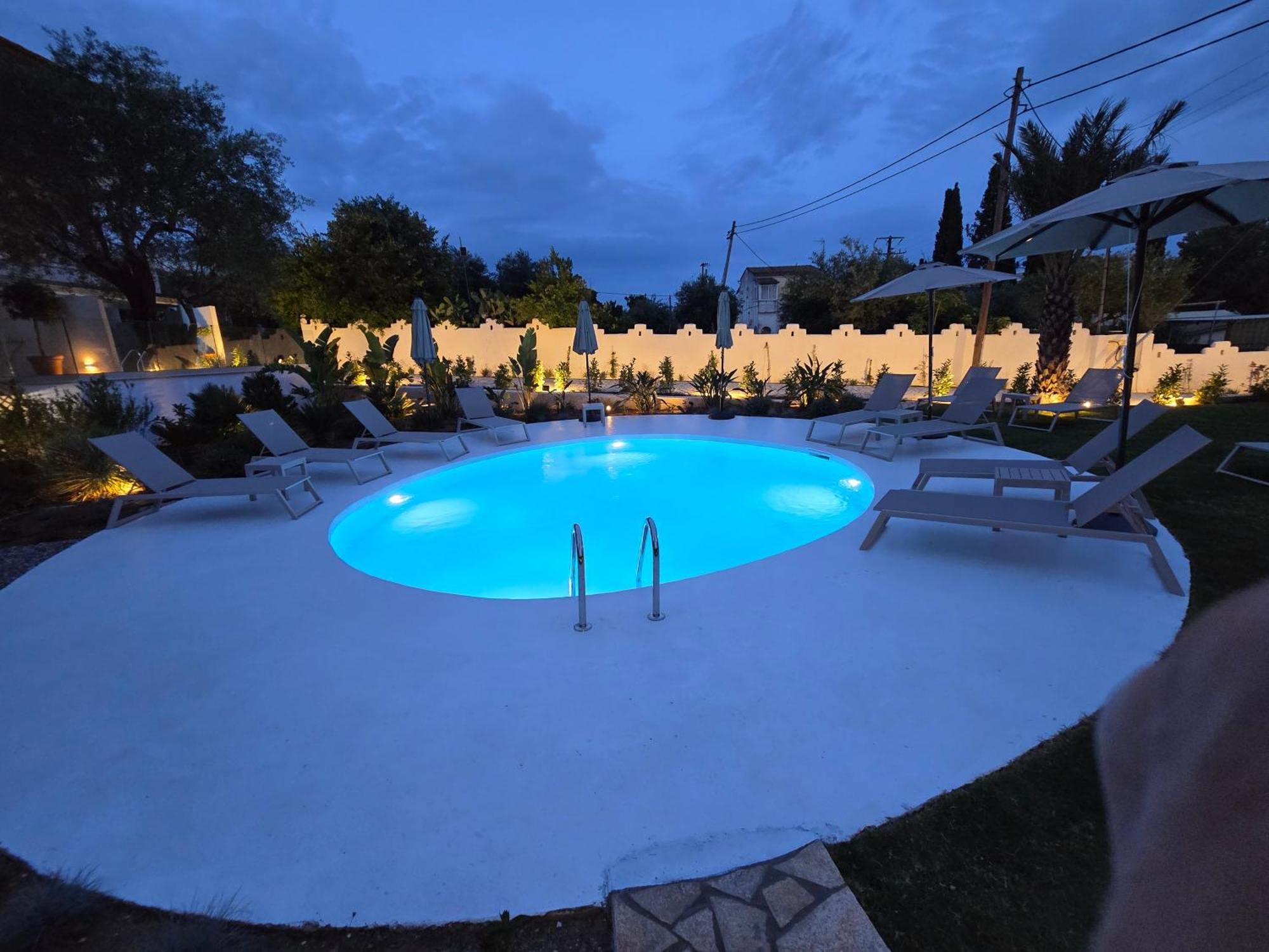 Loadstar Rooms & Suites Kontokali Extérieur photo