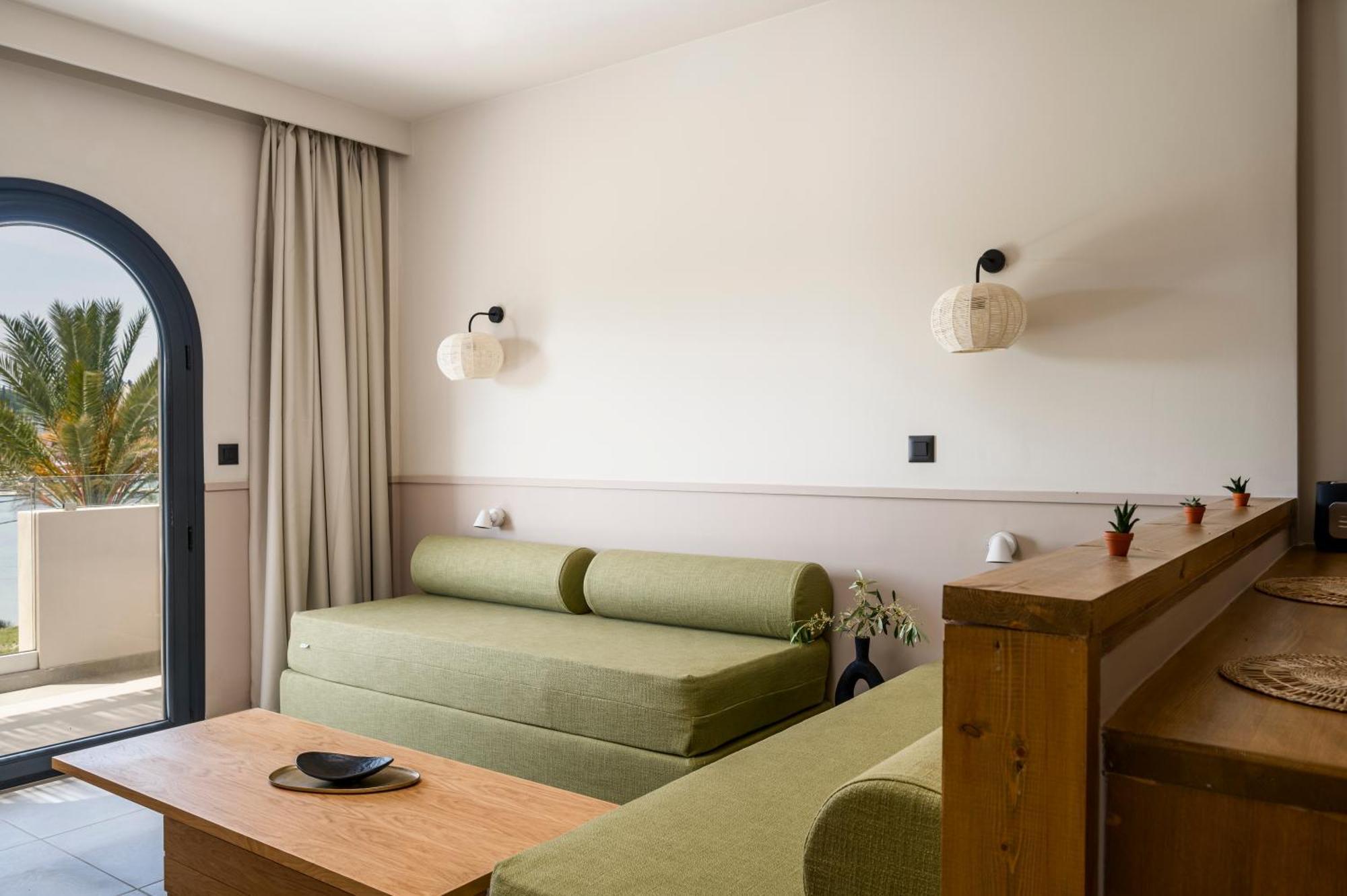 Loadstar Rooms & Suites Kontokali Extérieur photo