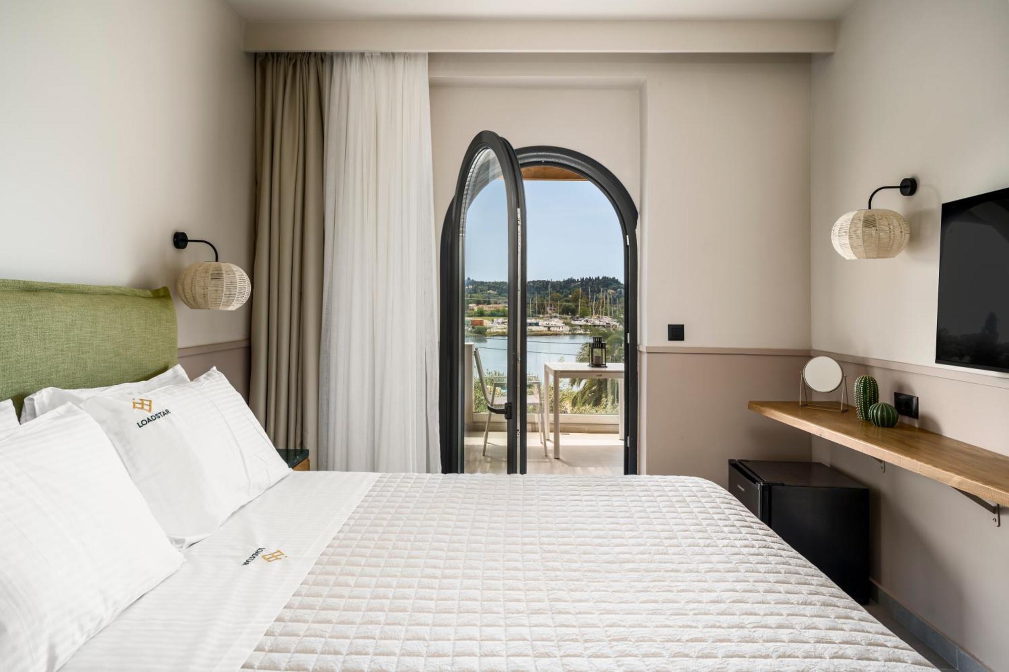 Loadstar Rooms & Suites Kontokali Extérieur photo
